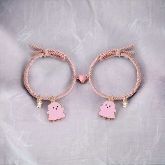 2pcs Cute‎ Cartoon Pink Ghost Bracelet Set Hand Rope With Magnetic Suction - Picture 1 of 8